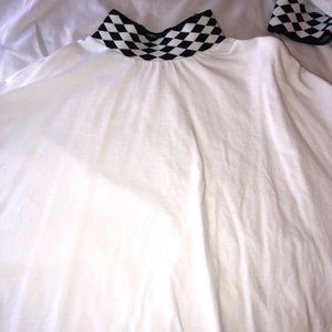 Checkered turtle neck